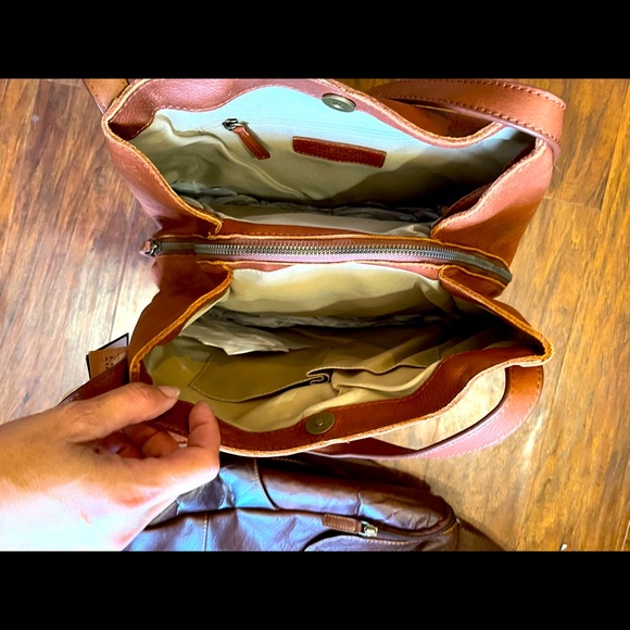 Brand New purse real leather. - Picture 1 of 3